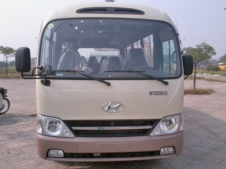 Thuê xe du lịch 29 chỗ giá tốt đi Buôn Mê Thuột